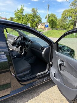 Volkswagen Polo 1.6 TDI Highline - 16