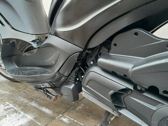 Piaggio Beverly 300i ABS, ASR, 2017, ZIMNÍ CENA - 16