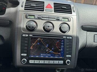 Volkswagen Touran, 2.0TDI, 125kw L+Z pneu - 16
