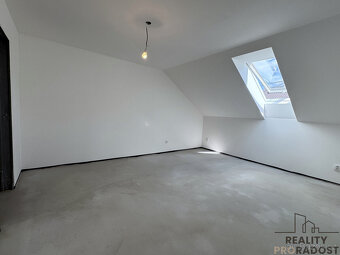 Prodej rodinného domu  80 m² pozemek 160 m²   Bezručova, Hod - 16