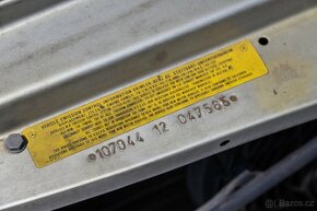 Mercedes-Benz R107 450 SL US - 16