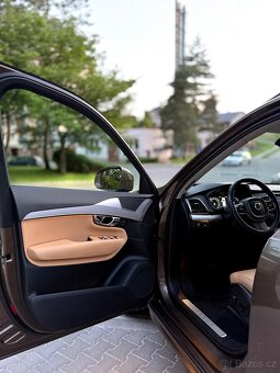VOLVO XC90 MOMMENTUM D5 2.0D 165KW 4X4 - KOUPENO ČR - 16