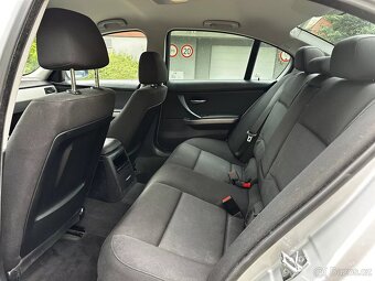 BMW Řada 3 E90 320i 110kW Sedan 6st. Manuál Klima ALU R16 - 16
