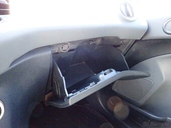 Ford Fiesta 1,4 i - 16