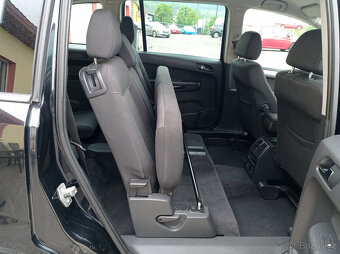Opel Zafira 1.6i 7míst/118tisKm/Tažné - 16