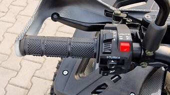 Dětská čtyřkolka Hunter II 150ccm Delux 3+1 - 16