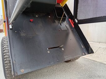 Prodám zahradní traktor Outils-wolf - 16