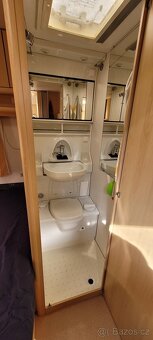 Prodám obytný přívěs, karavan Chateau 466 C  r.v. 99 - 16