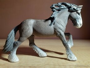 SCHLEICH Koně  SBĚRATELSKĒ FIGURKY 104 - 16