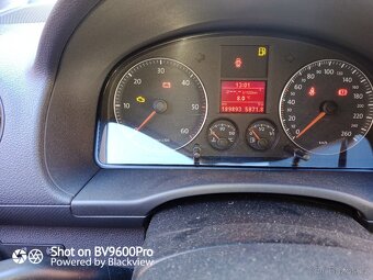 VW CADDY 1.9 55kw TDI rok 2010 - 16