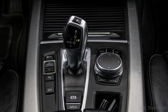 BMW X5 xDrive30d A-T - 16