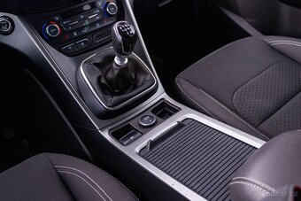 Ford Kuga 1.5 TDCi Duratorq / 1. majiteľ / Slovenské auto - 16