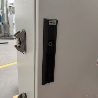 Industriální elektro rozvaděč pro CNC REZERVACE - 16