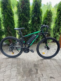 2 x elektrokola + nosič na tažné zařízení (pro 3 kola - 16