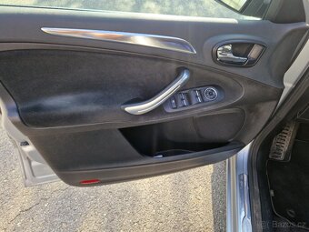 Ford S-Max 2,5t 162kw + Zimní sada pneu - 16