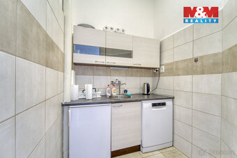 Pronájem kancelářského prostoru, 786 m², Plzeň, ul. Hálkova - 16