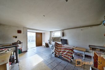 Prodej rodinného domu 238 m², pozemek 692 m² - 16