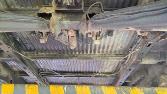 VW T4 1,9 td 50kW - karoserie s doklady r.v.2001 - 16