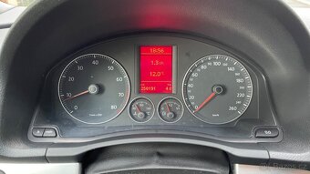 VW EOS 2.0i CLIMATRONIC - 16