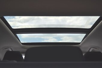 Ford Mondeo 2.0 TDCi 110kW Titanium Panorama kombi - 16
