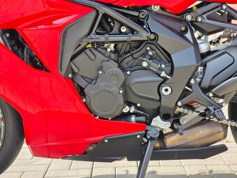 MV Agusta F3 R 800, původ ČR, servisní knížka, záruka - 16
