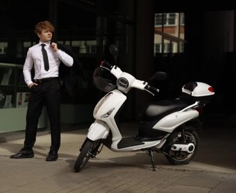 Elektro skútr ViaGo Riga 1kW bez nutnosti řidičského průkazu - 16