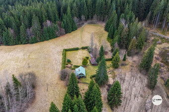 Roubená chalupa s pozemky o výměře 21.245m2 v obci Morávka - - 16