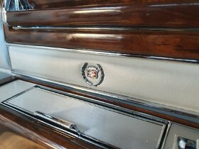 Cadillac Brougham 1987 - 16