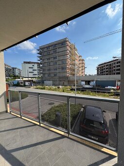 Pronájem 3+kk 92 m² s garáží a balkonem – Praha Hlubočepy - 16