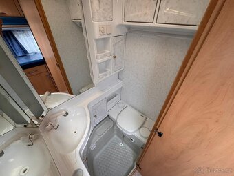 PRODÁNO Hobby de luxe 450 4 os, 100km/h, stan - 16