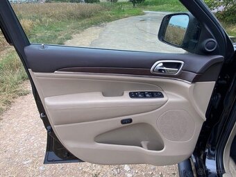 Jeep Grand Cherokee 3.0 CRD V6 4X4 Overland tažné 3,5t 2015 - 16