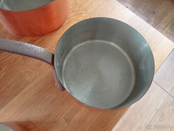 KVALITNÍ MĚDĚNÉ HRNCE TOURNUS FRANCIE 70. LÉTA - 16