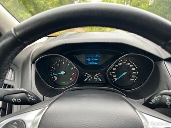 Ford Focus 1,6i 77kw výbava FUTURA - 16
