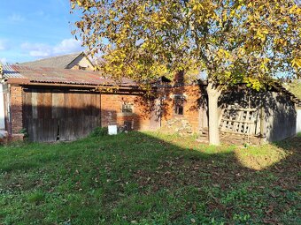 Stavební parcela s rozestavěnou stavbou RD v obci Troubky - 16