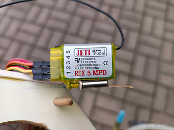 Starší ale nové nelétané rc letadlo motor OS MAX cca nový - 16