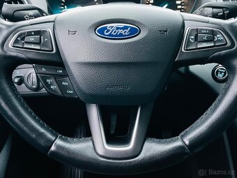 Ford Kuga 2.0TDCi 110KW MANUÁL FACELIFT SENZORY 2WD - 16