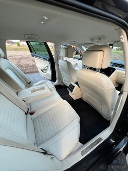 Volkswagen Passat Highline - 16