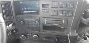 VOLVO FMX 8x4 BORDMATIC / TAŽNÉ / plachta - 16
