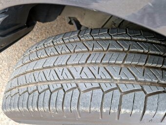 Hyundai ix35 2.0 benzin 4x4 - 16