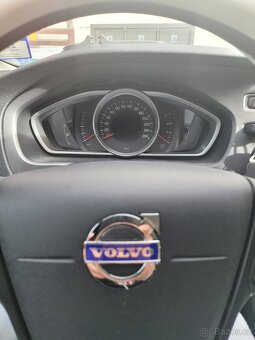 Volvo V40 D2 - 16