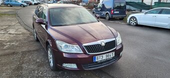 Octavia Combi TDI Elegance 1.9 TDI - 16