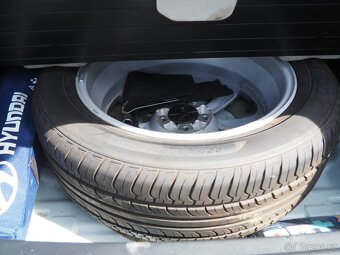 2010 Hyundai ix35 	2.0 CRDi, 135 kW, A/T, 4x4 - 16