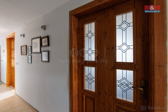 Prodej atypického bytu, 105 m², Karlovy Vary, ul. Fričova - 16