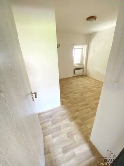 Rodinný dům 7+2 se zahradou, Horka nad Moravou, okres Olomou - 16