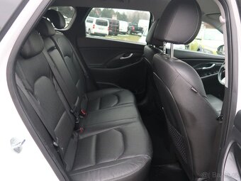 Hyundai i30 1.6CRDi,Style,1majČR,DCT,DPH - 16