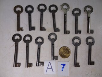 Staré klíče. Sbírka. Velké množství. - 16
