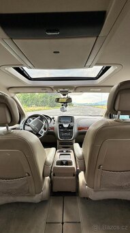 Chrysler Town Country 3.6 LPG 211KW - 16