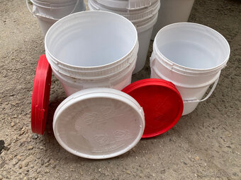 Sud soudek plastový s víkem obsah 35 - 50 litrů za 100 kč - 16