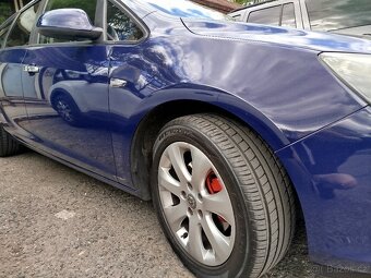 Opel Astra J 1.7 92kw r.v.2011,Nová STK do 14.11.2026 - 16