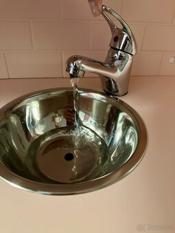 Dětská dřevěná kuchyňka s lednicí a funkcemi - 16
